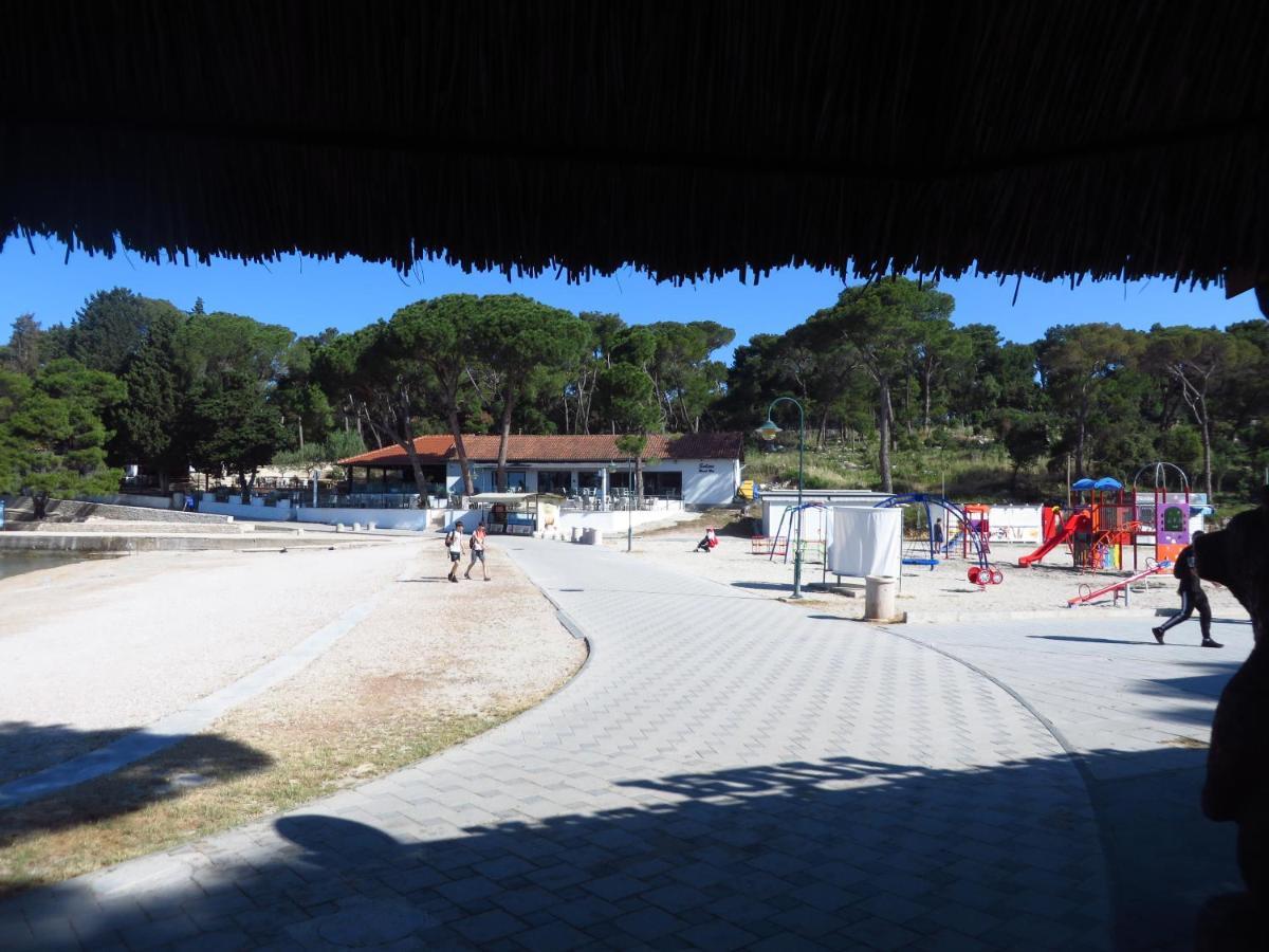 Soline Beach Apartments Biograd Na Moru Eksteriør bilde