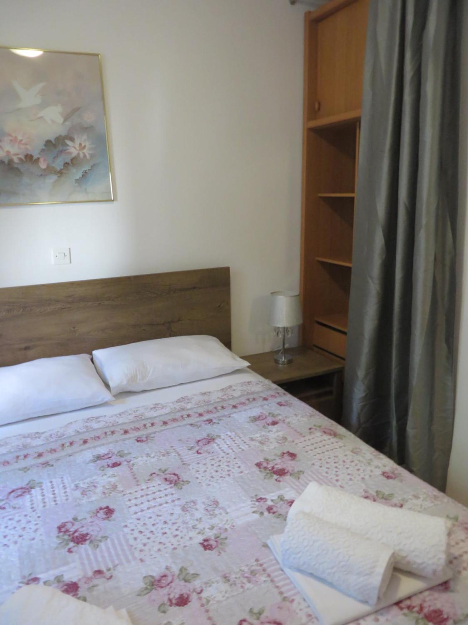 Soline Beach Apartments Biograd Na Moru Rom bilde